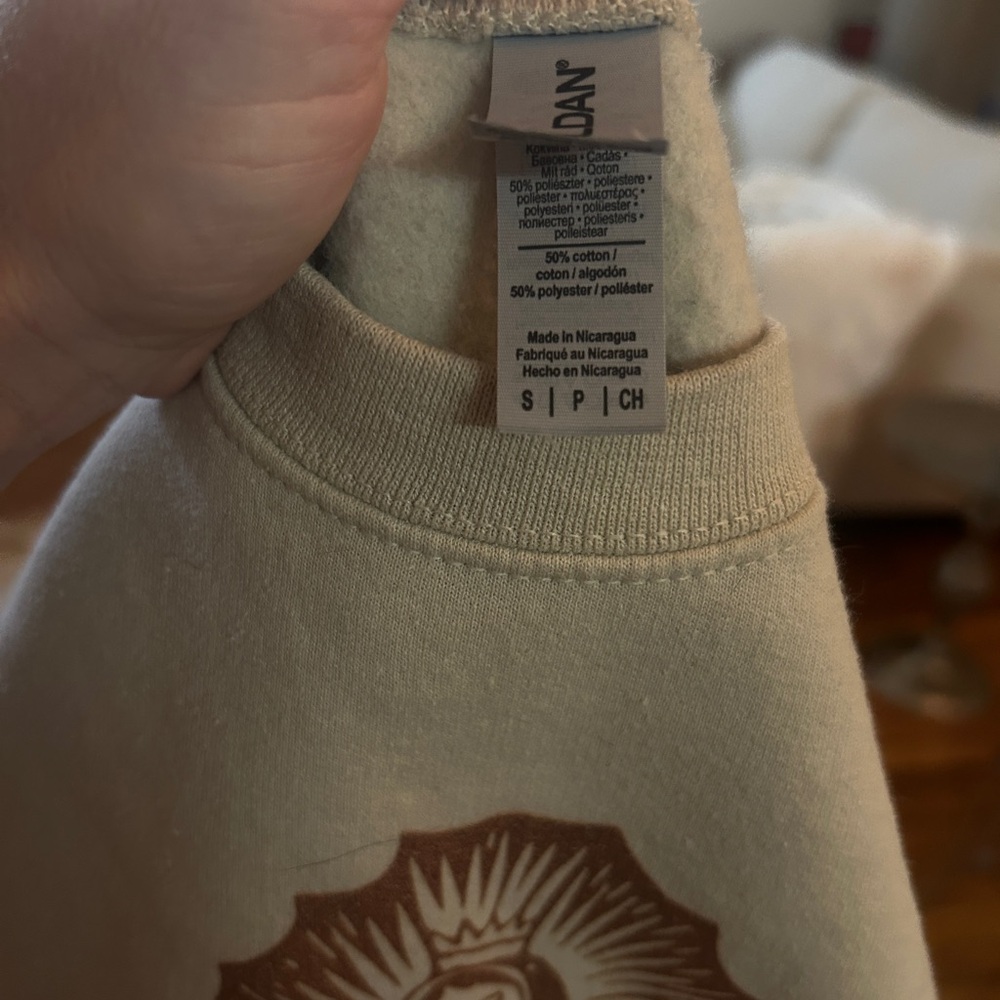Sweater - Picture 3 of 3
